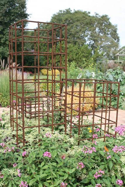 tall square rebar cages for tomatoes