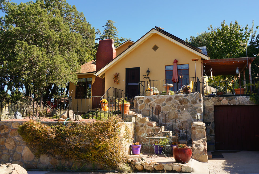 1938 stucco cottage in historic downtown Prescott